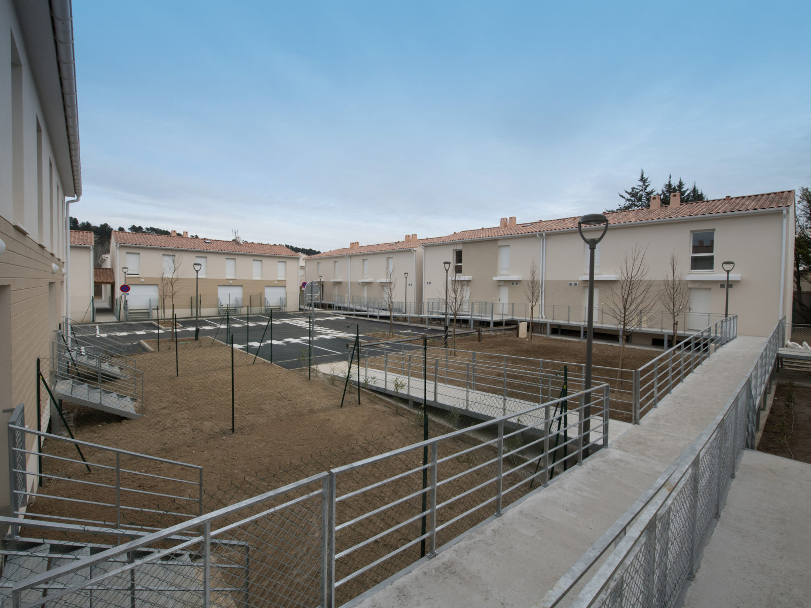 parking résidence Campagne Roche Fuveau